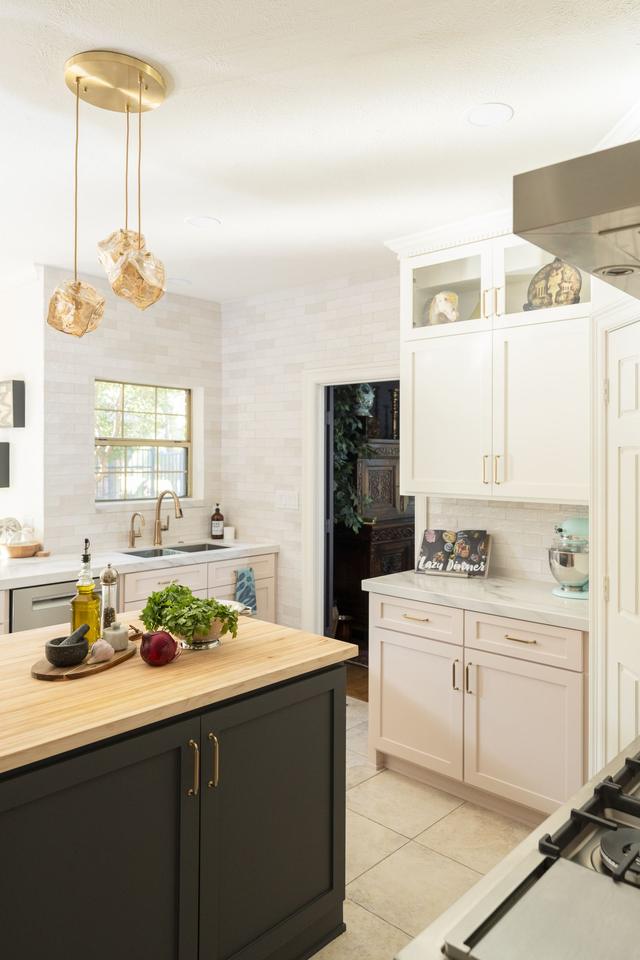 Kitchen and Bathroom Remodel in Plano, TX, finished remodel photo 19